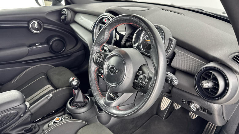 MINI Hatchback 1.5 Cooper Sport II 3dr Petrol Hatchback